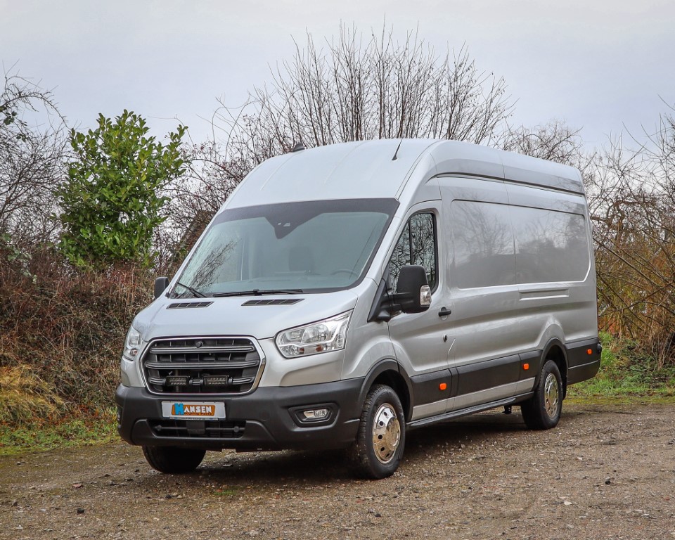 Euralight | LED Fernscheinwerfer Kühlergrill Kit | passend für Ford Transit (2019-)