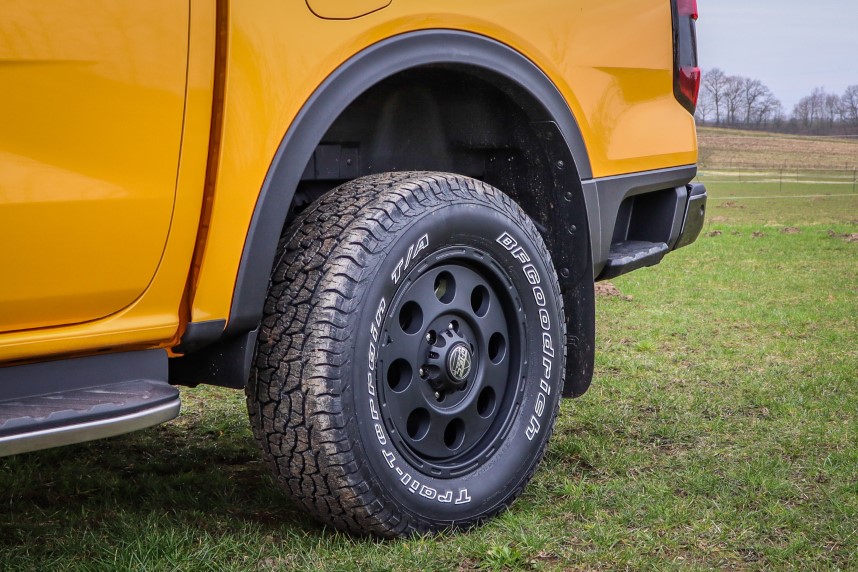1x Komplettrad W-TEC XPlorer 17" + 285/65 (121-S) General Grabber AT3 passend für Ford Ranger (2012-2018)