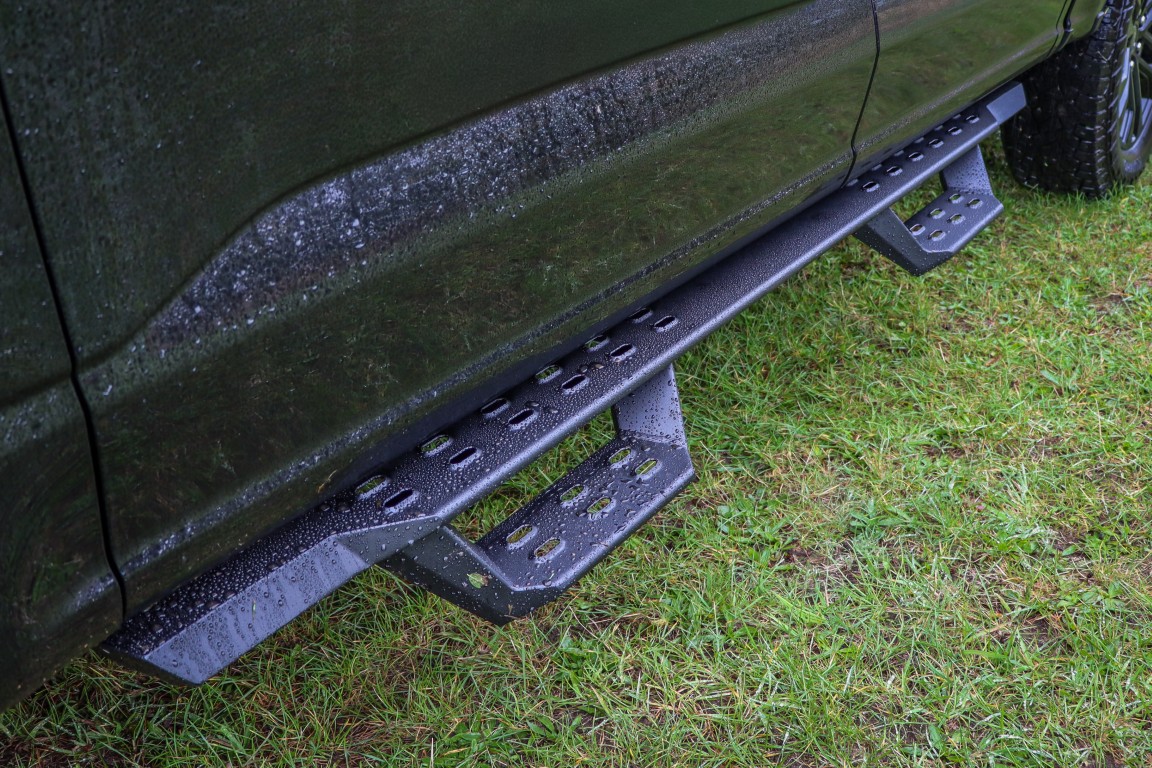 HSP schwarz matte Schwellerrohre Black Panther passend für Ford F150 (2015-)
