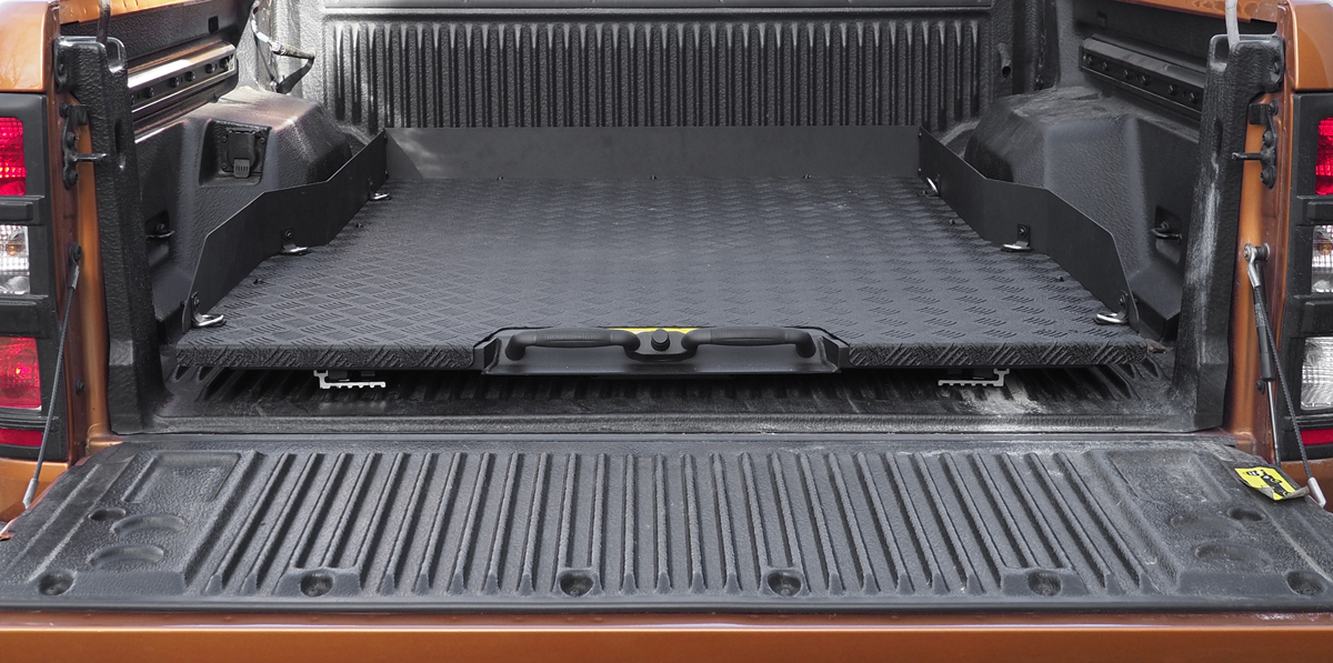 Produktbild: Pickup Ladeflächenauszug schwarz Alu