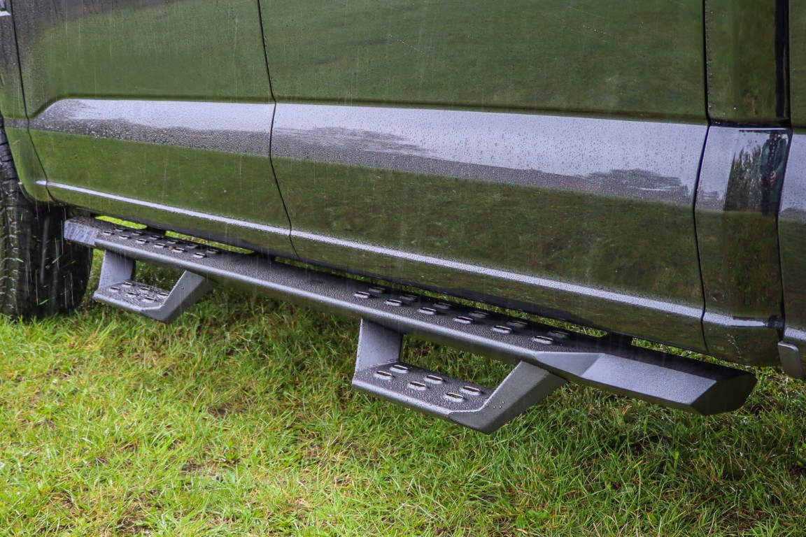 HSP schwarz matte Schwellerrohre Black Panther passend für Ford F150 (2015-)