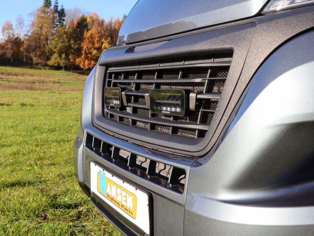 Euralight grille kit suitable for Peugeot Boxer (2014-2023) incl. 2x LED driving lights 8” Black Penta