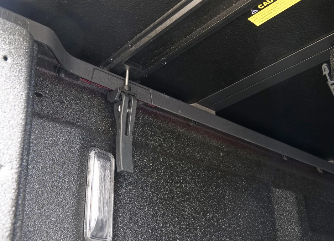 HSP | Aluminium Laderaumabdeckung 3-teilig klappbar | passend für Dongfeng Rich 6 (2018+)