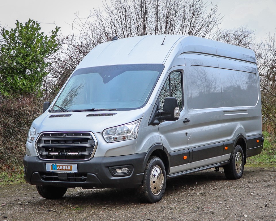 Euralight | LED Fernscheinwerfer Kühlergrill Kit | passend für Ford Transit (2019-)