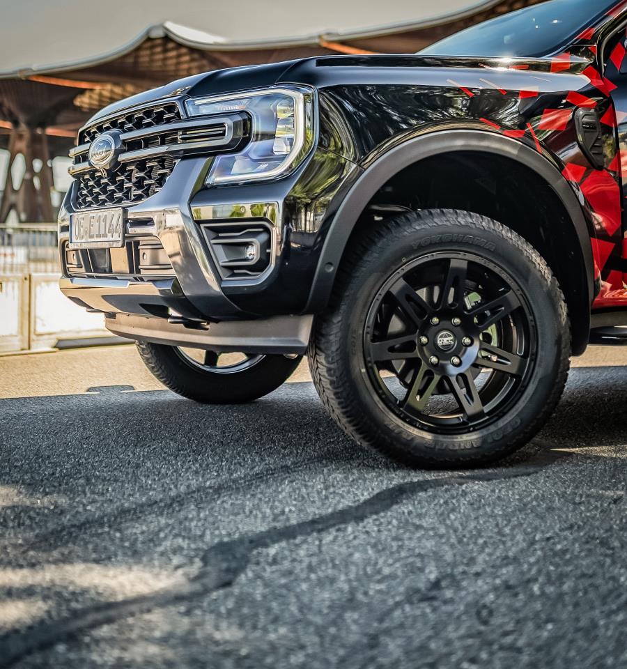 1x complete wheel W-TEC Extreme Black Edition 20" + 285/50 (112-H) Yokohama Geolander AT suitable for Ford Ranger (2012-2018)