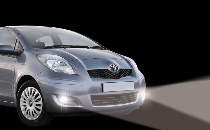 Tagfahrlichter mit Dimmfunktion passend für Toyota Yaris (2009-2011)