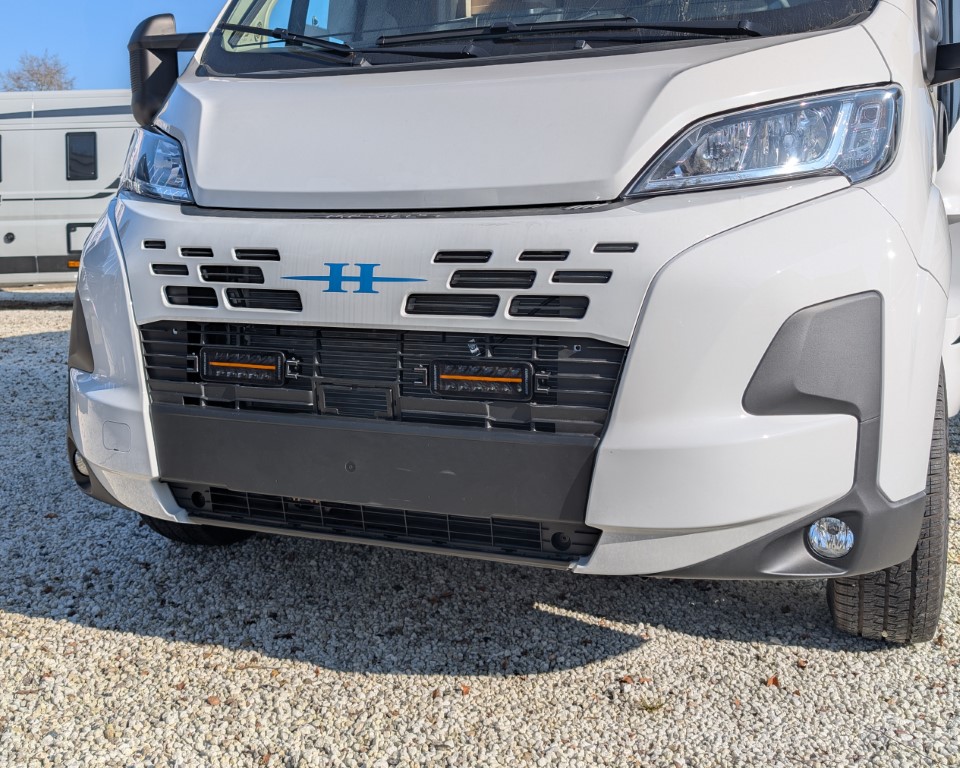 Euralight | LED driving lights grille kit | suitable for Citroen Jumper (2024-)