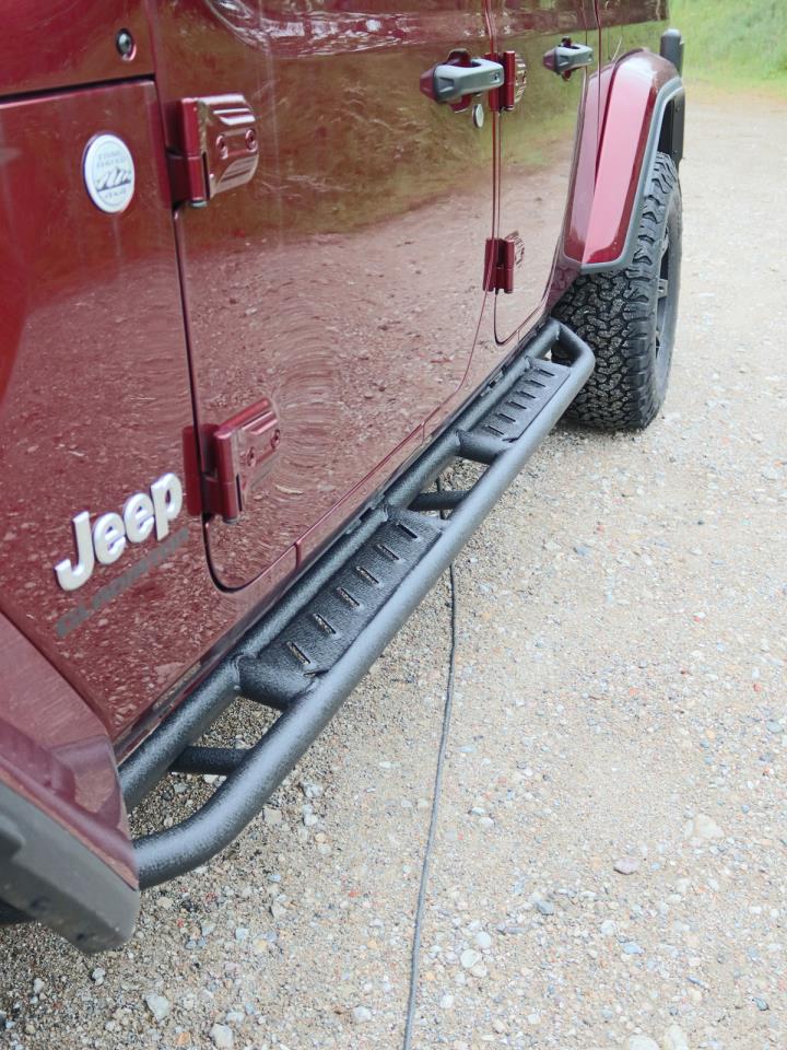 Black Rock Rails suitable for Jeep Gladiator JT (2019-)