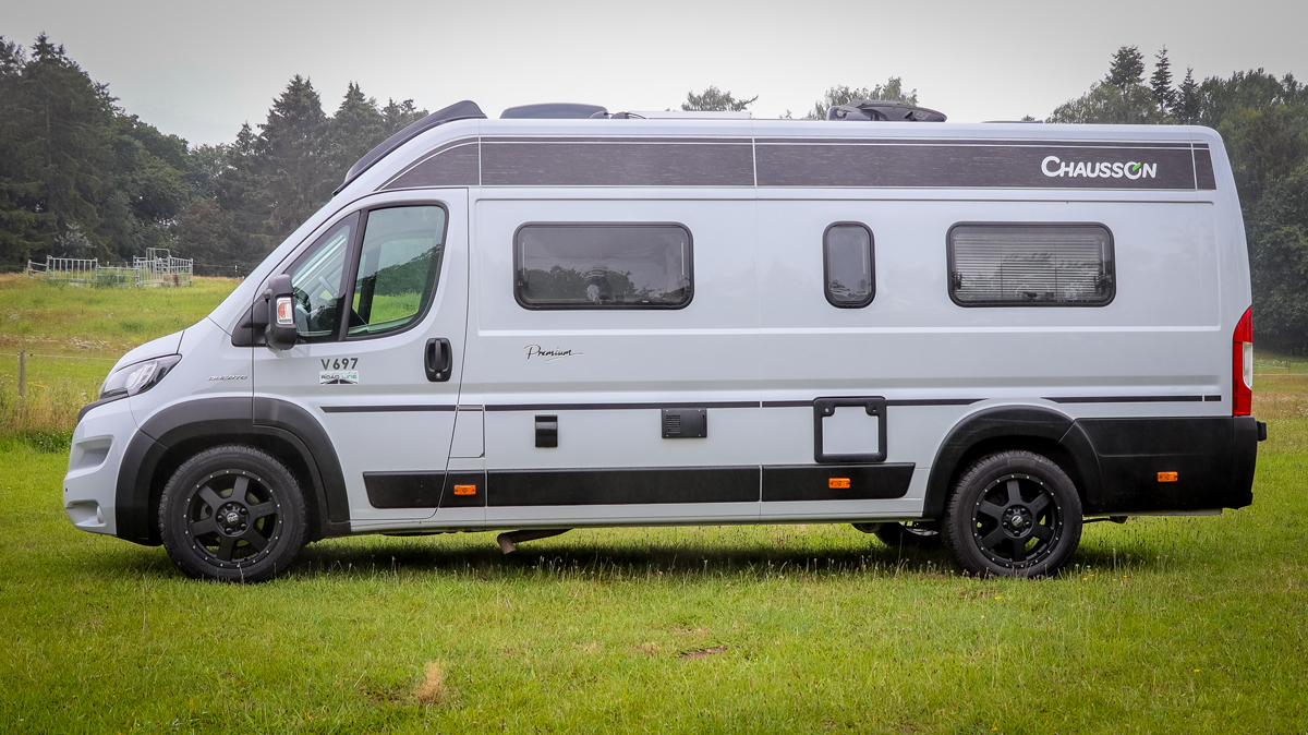 1x complete wheel W-TEC All Terrain 18" + 235/55 R18 (104-V) GOODYEAR V4S-G3 suitable for Fiat Ducato (2006-) 5x118
