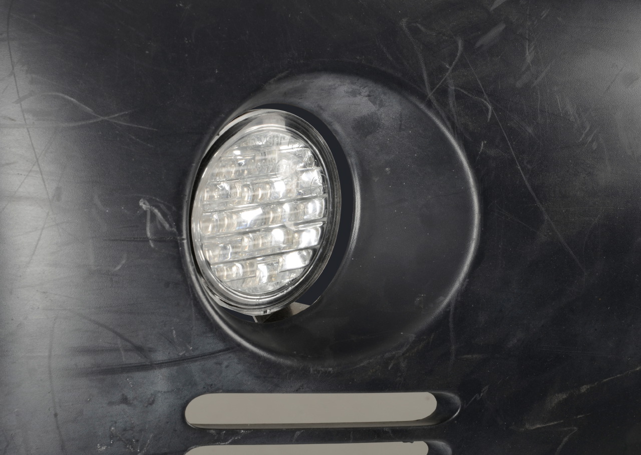Tagfahrlichter ohne Dimmfunktion passend für Mitsubishi Pajero V60 (2003-2006)