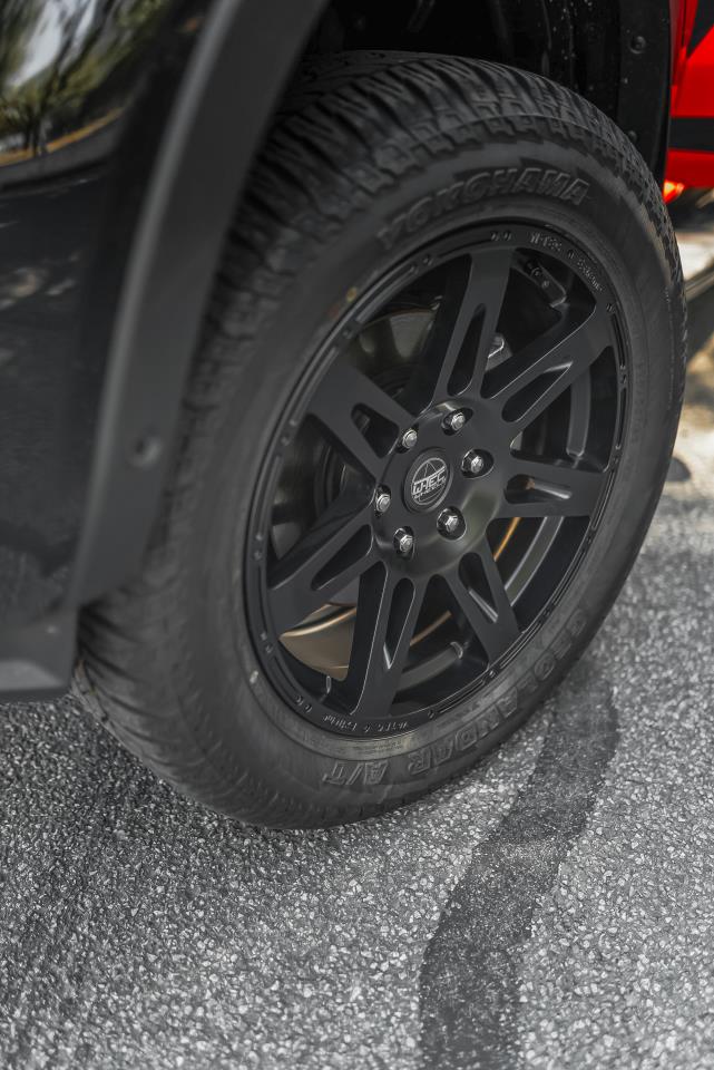 1x complete wheel W-TEC Extreme Black Edition 20" + 285/50 (112-H) Yokohama Geolander AT suitable for Ford Ranger (2012-2018)