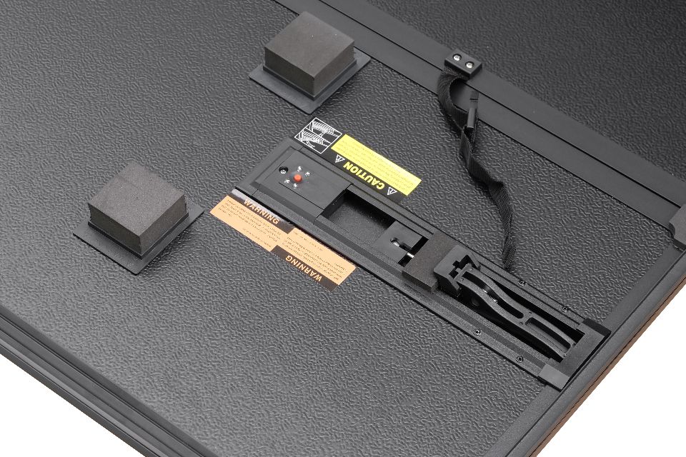 HSP | Aluminium Laderaumabdeckung 3-teilig klappbar | passend für Maxus T90 (2021+)