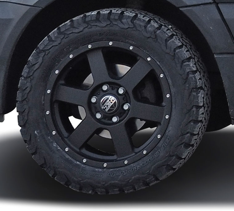 Kompletträder W-TEC ALL TERRAIN 8x18 schwarz mit Reifen 275/65R18 Radar Renegade AT passend für Ford Ranger (2012-2018) & (2019-2022)